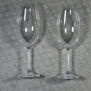 Set of 2 Long Crystal 10” Wine Glasses